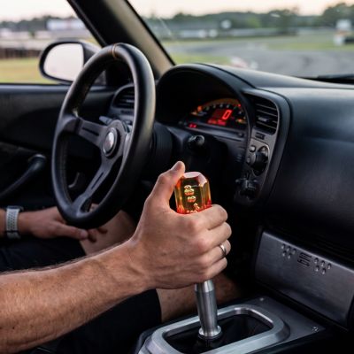 pommeau de vitesse original confort conduite et tuning intérieur