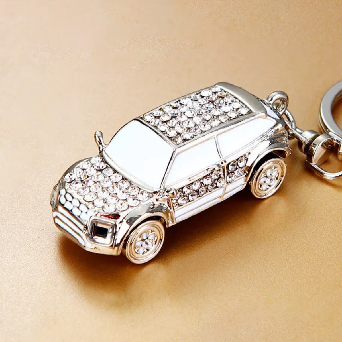 Porte clé SUV doré accessoire qui sublime vos clés